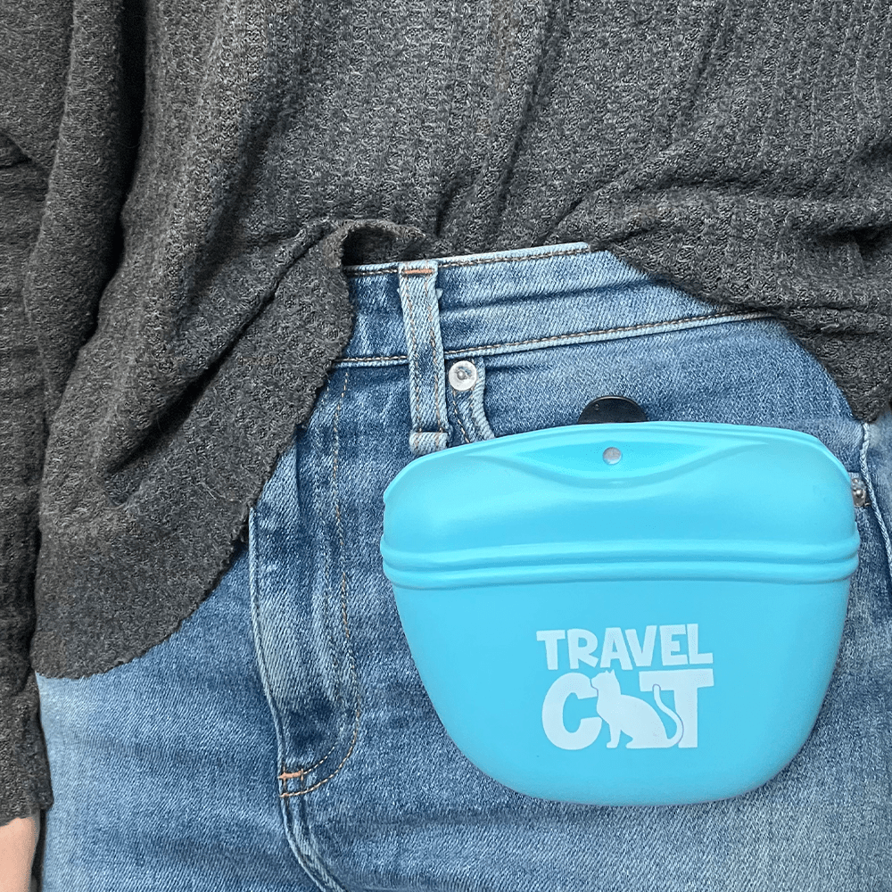 "The Reward Ready" Hands-Free Clip On Cat Treat Pouch