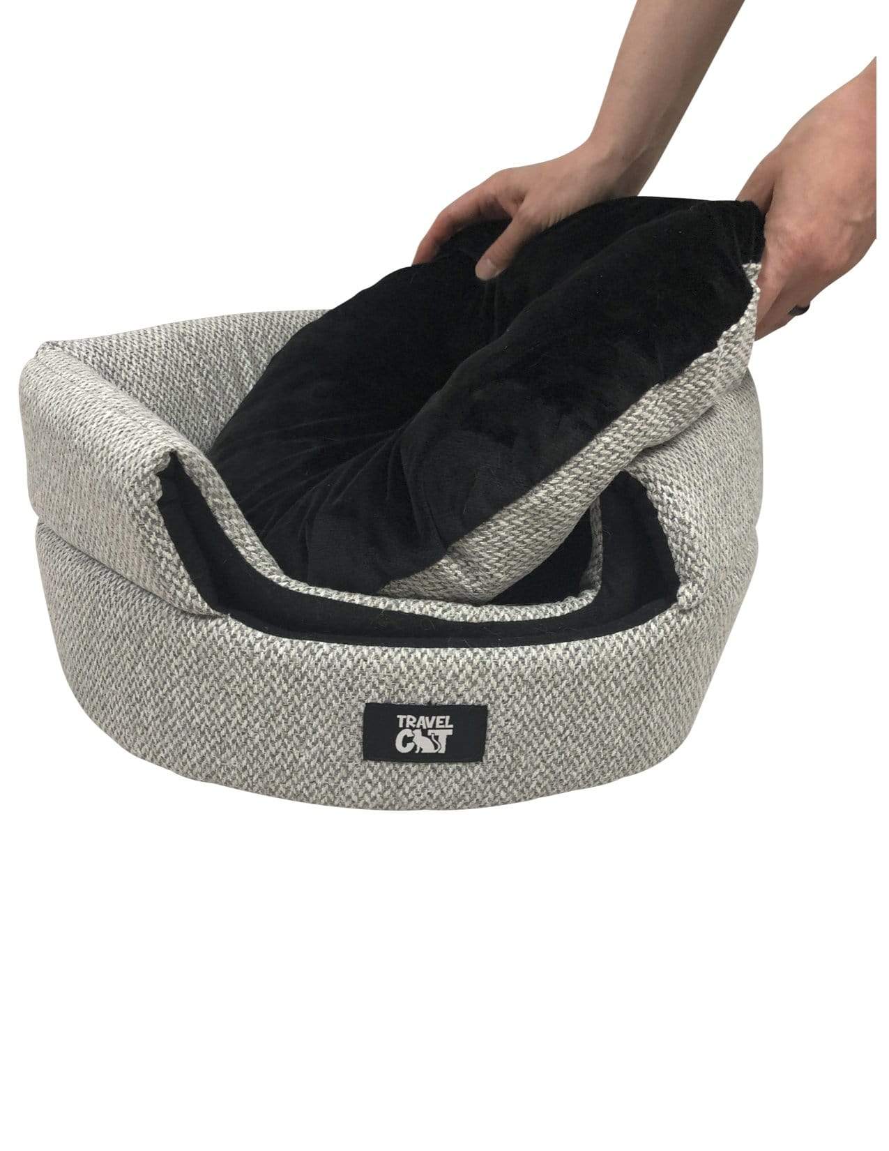 “The Feline Fancy” Travel Cat Accessories Bundle - Bed, Litter Box, Collar, Foldable Bowl & Pouch